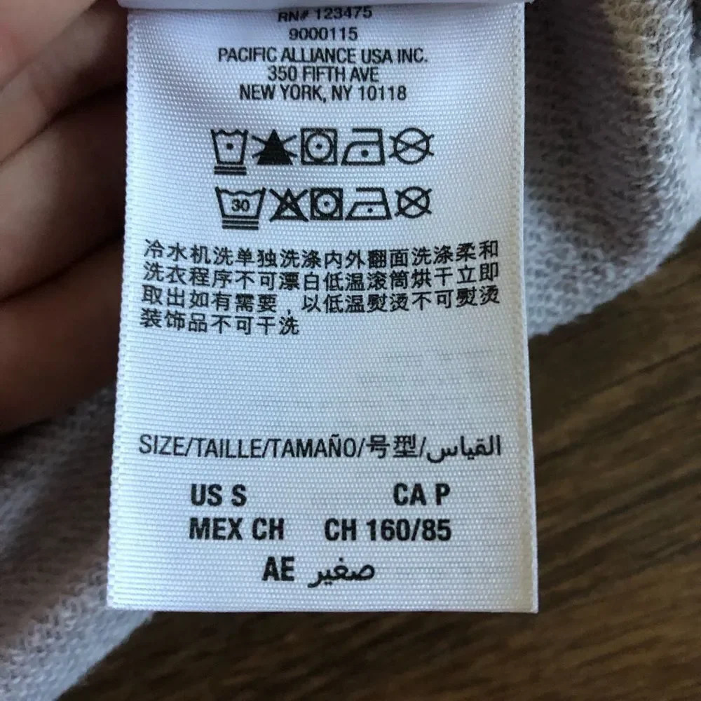 💎 Juicy Couture Crop Sweater in Grey 💎 - Picture 6 of 8